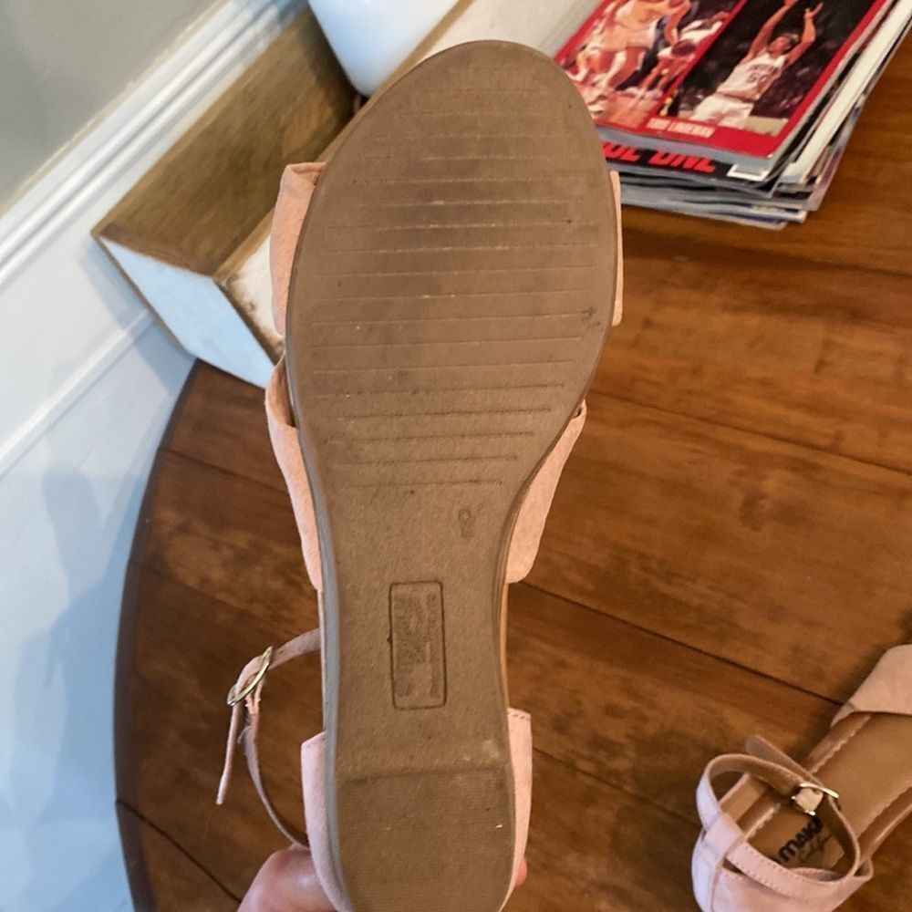 MakaLu California Size 9 Sandals Pink Suede - Picture 11 of 12